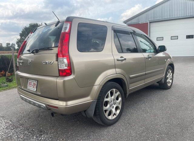 *RESERVED Honda CR-V RD7 4WD in gold in Ontario full