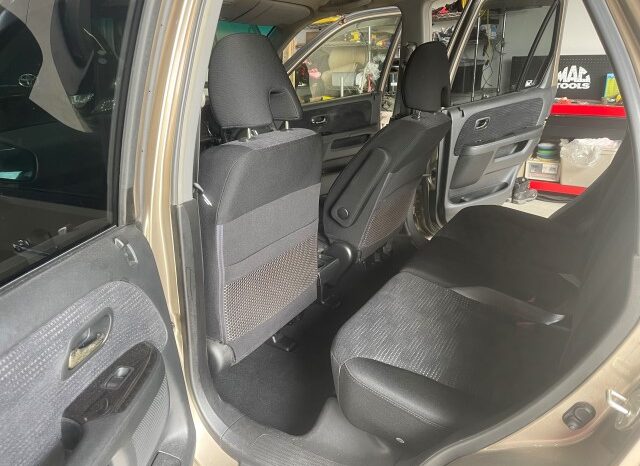 *RESERVED Honda CR-V RD7 4WD in gold in Ontario full