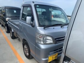 2010 Daihatsu Hijet S211 EXT (luxury trim) with locker