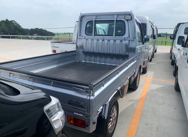 2010 Daihatsu Hijet S211 EXT (luxury trim) with locker full