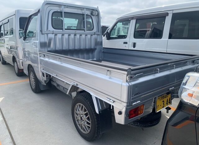 2010 Daihatsu Hijet S211 EXT (luxury trim) with locker full