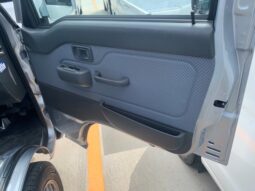 2010 Daihatsu Hijet S211 EXT (luxury trim) with locker full