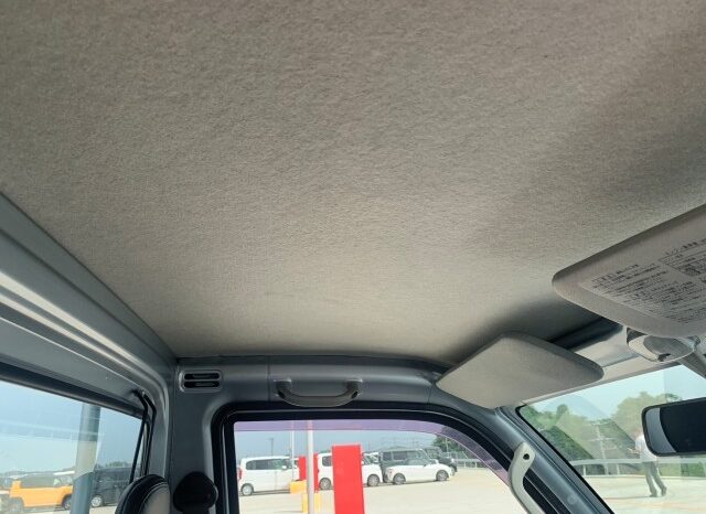 2010 Daihatsu Hijet S211 EXT (luxury trim) with locker full