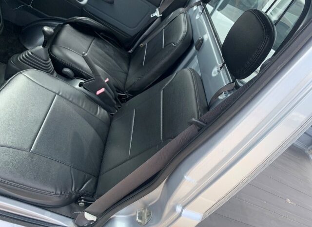 2010 Daihatsu Hijet S211 EXT (luxury trim) with locker full