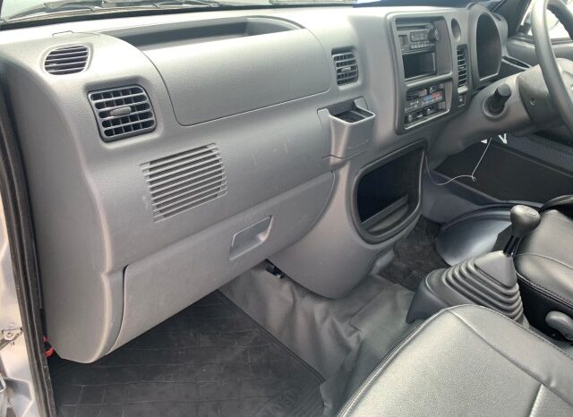 2010 Daihatsu Hijet S211 EXT (luxury trim) with locker full