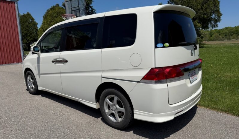 2007 Honda Stepwgn type G 4WD in Ontario ready to go! full