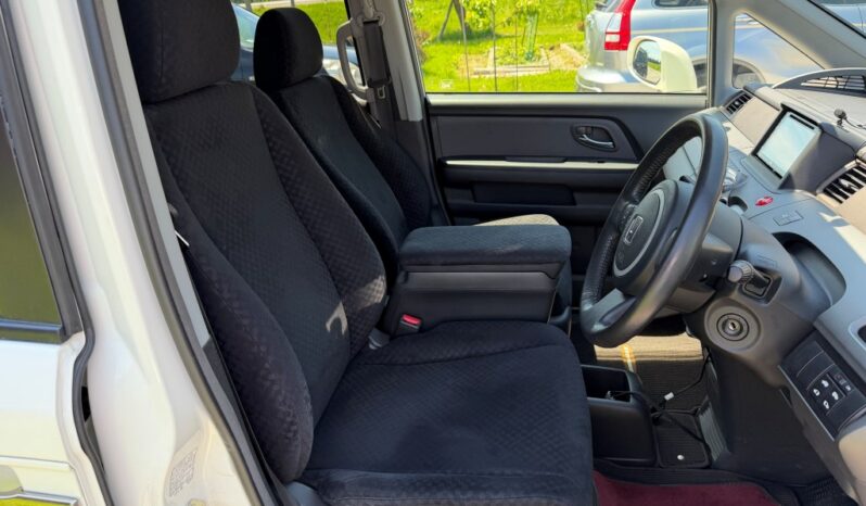 2007 Honda Stepwgn type G 4WD in Ontario ready to go! full