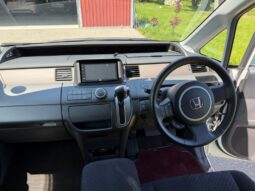 2007 Honda Stepwgn type G 4WD in Ontario ready to go! full